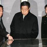 总装政委迟万春参观南京博物馆