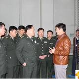 沈阳军区司令员张又侠视察长春光机所