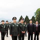 南京军区司令员赵克石参观南昌八一起义纪念馆