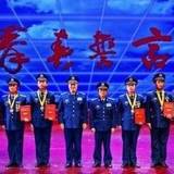 空军十大杰出青年揭晓 许其亮邓昌友颁奖