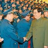 靖志远参加空军第十一次党代会