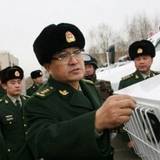 武警司令吴双战上将检查大冬会安保情况