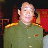 刘源上将军装特写